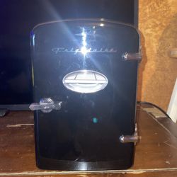 Frigidaire Mini Portable Fridge