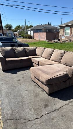 Couch free