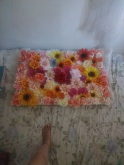 Flower Back Wall