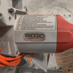 RIDGID SAW WITH STAND