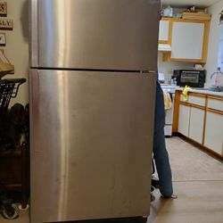 Whirlpool  upper freezer