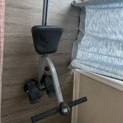 Sunny Health and Fitness Rowing Machine