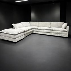 🟢MODULAR Sectional Couch   🎁Brand New in-Box 🚛DELIVERY AVAILABLE 