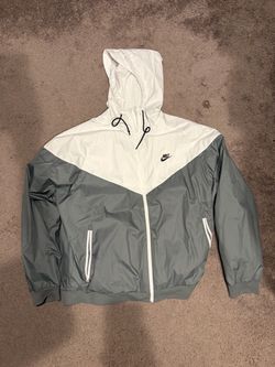 XXL Nike windbreaker