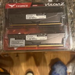 T-Force DDR4-Gaming Vulcan Z  (16GBx2) 