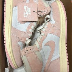 Woman’s Air Jordan 1 Retro High OG