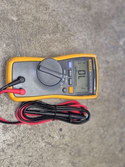 Fluke multimeter For Sale Like New