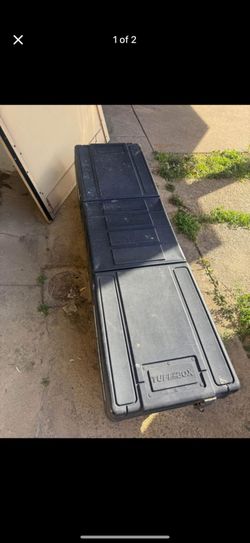 Tool box for pick up