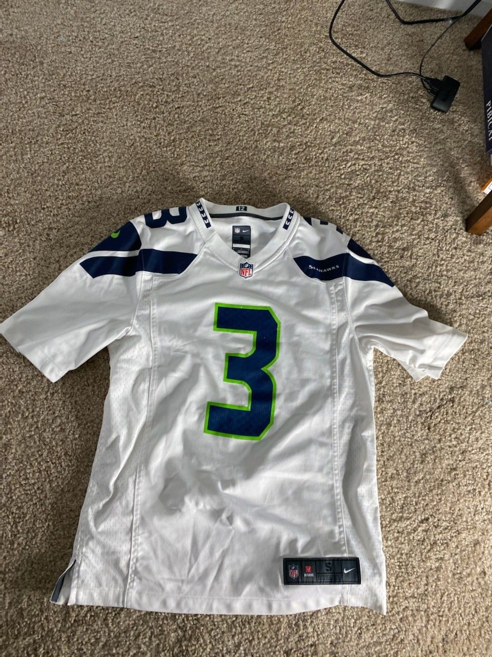 Russell Wilson Seahawks jersey size small