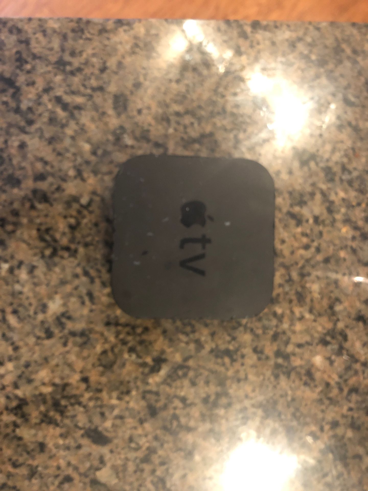 4th gen 64gb Apple TV wiped clean no remote or power cable
