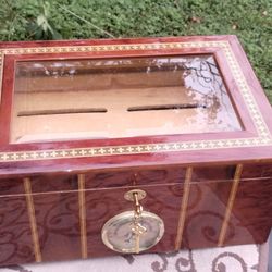 Cigar Humidor Very Nice