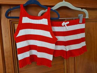 H & M Bright Red 2 piece set, Size 3/4T