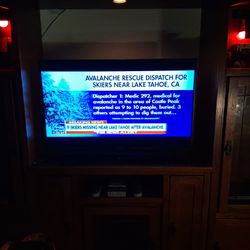 Samsung 43in. 4k Tv With Soundbar