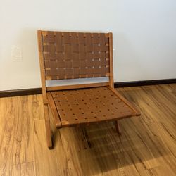 Richard Retro Foldable Woven Leather Lounge Chair in excellent condition