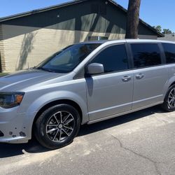 2018 Dodge Caravan