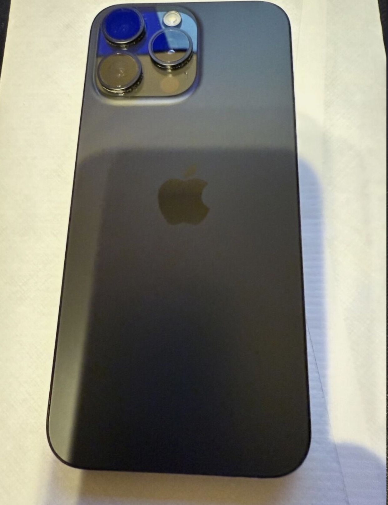 Unlocked Apple iPhone 15 Pro Max Unlocked 256GB Capacity..