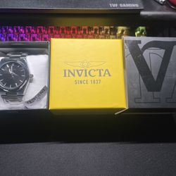 Invicta black dial stainless steel 