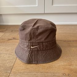 Nike Bucket Hat (Unisex)