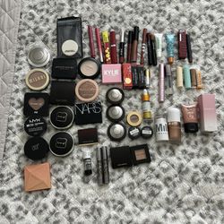Makeup bundle 89 piece in total