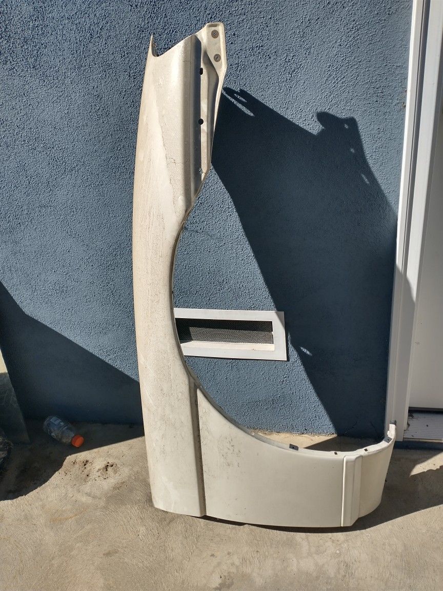 92-00 Lexus SC300 SC400 Right Fender