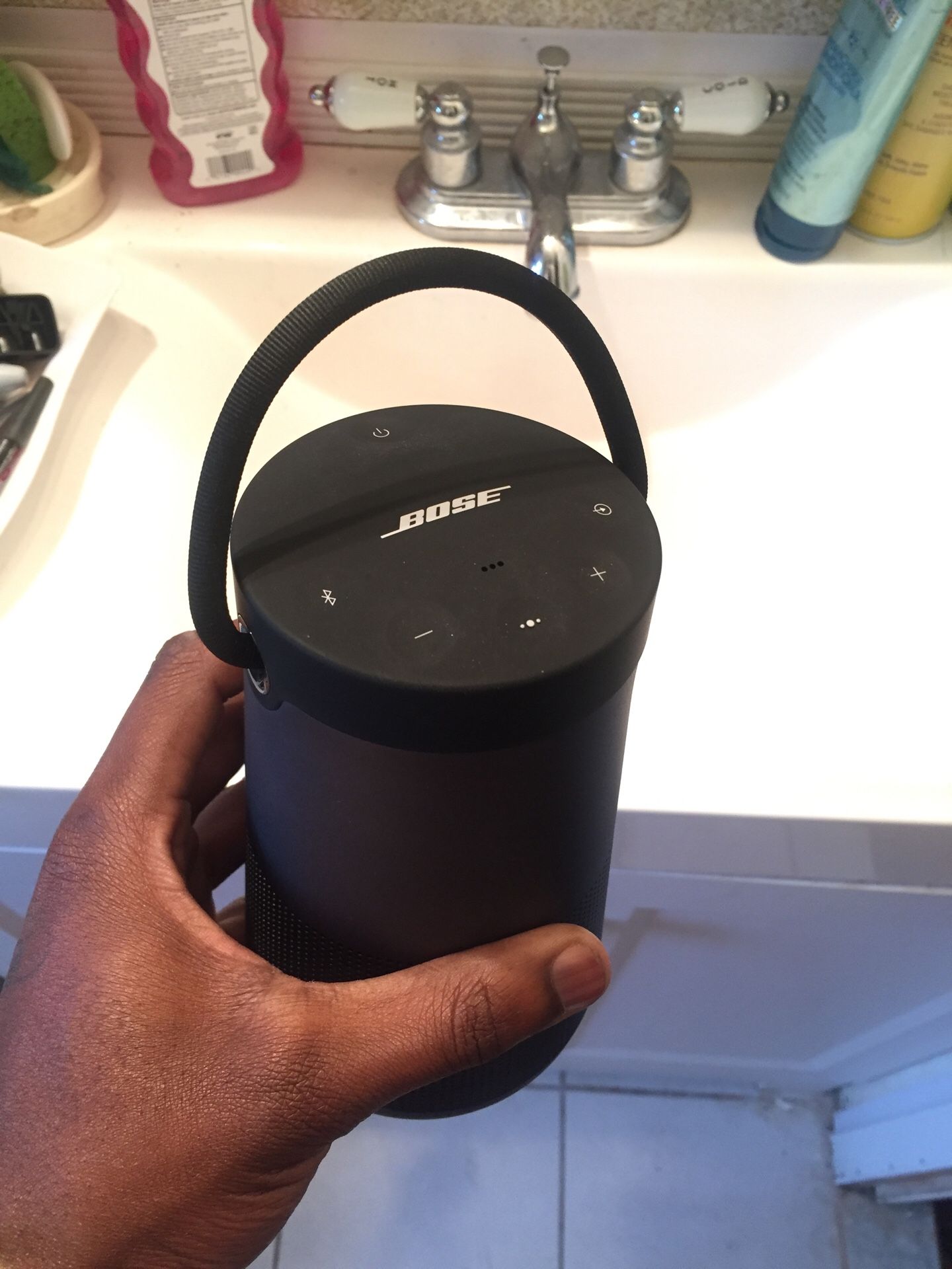 BOSE (Portable speaker) Brand New