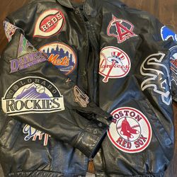 Cloths / Jackets For Sale