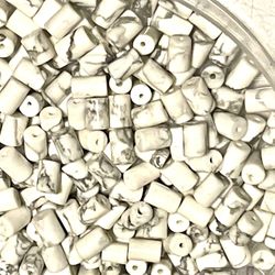 Lot Of 104 Howlite Tube Beads. 816