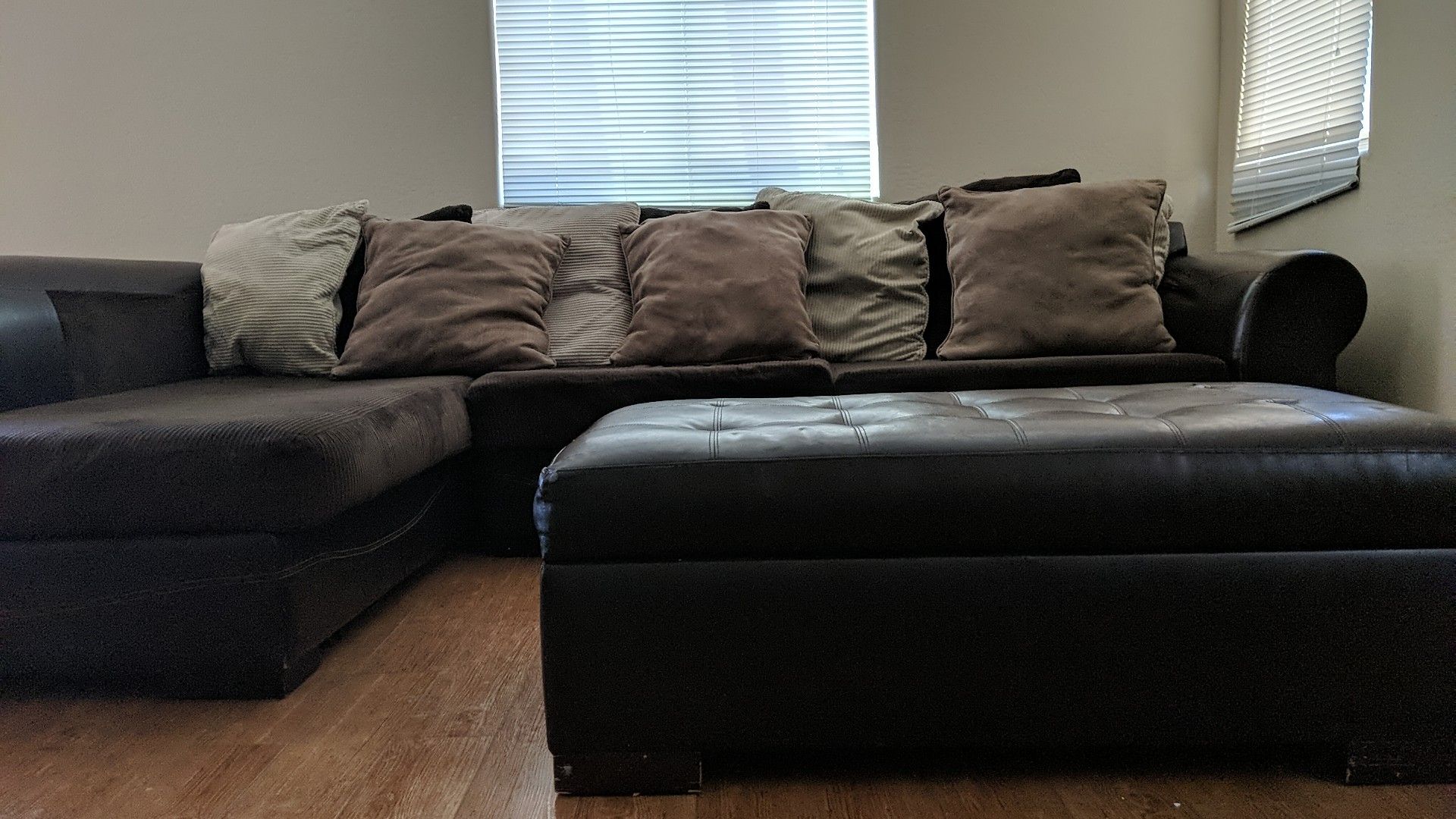 Free set of couches for Sale in Tolleson, AZ OfferUp