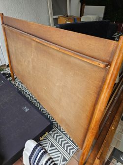 King size frame