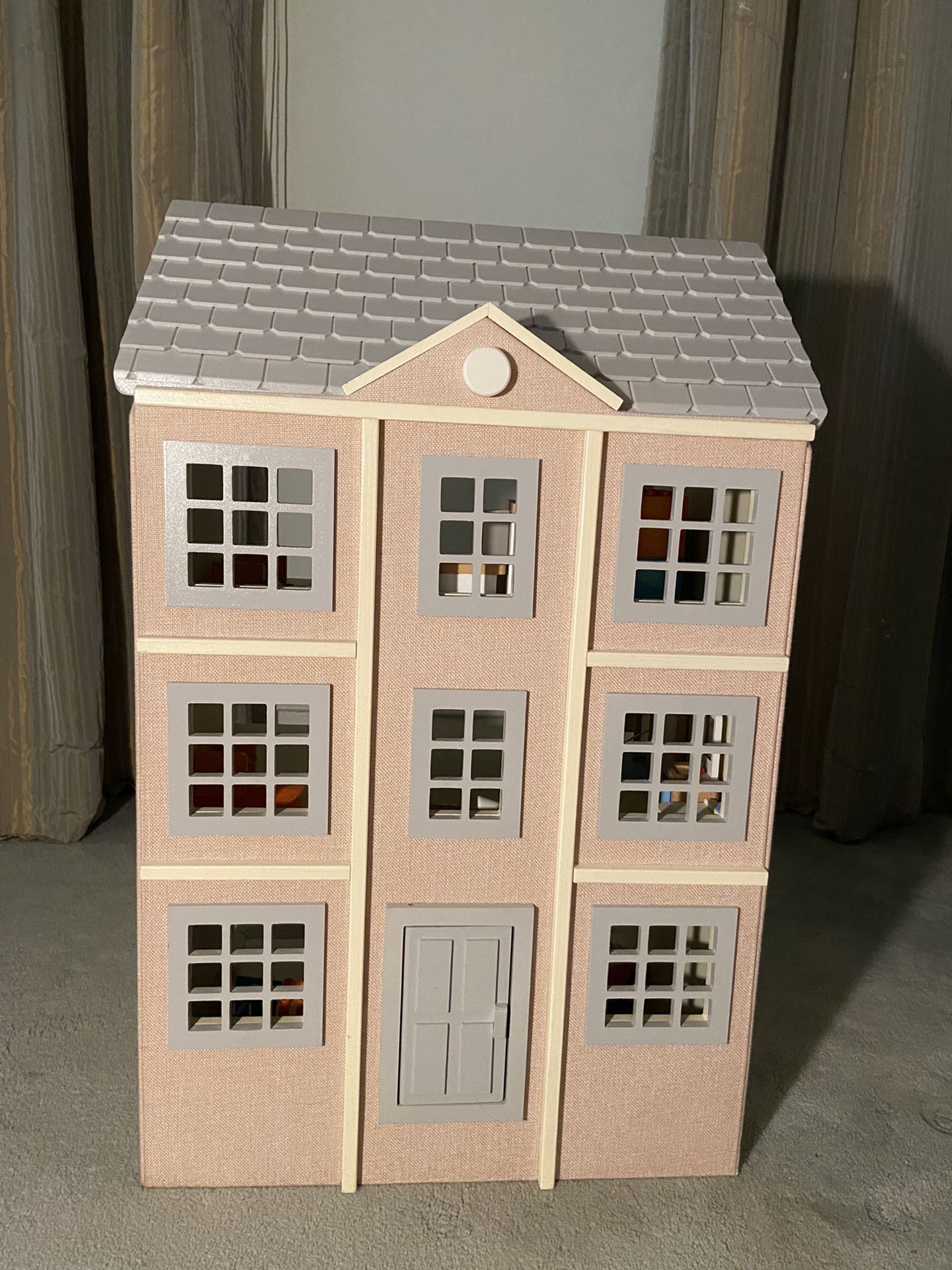 POTTERY BARN KIDS Pink Townhouse Doll House Like New