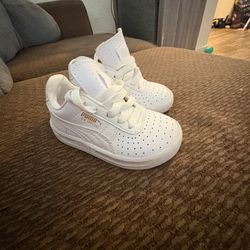 Baby Shoes 