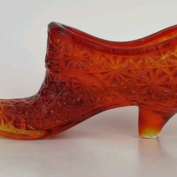 MCM Fenton Daisies and Buttons Amberina Glasd Slipper