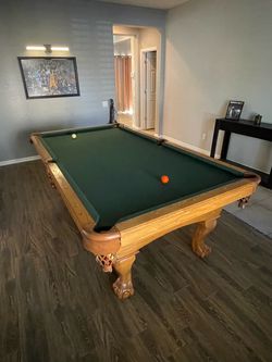 Pool table