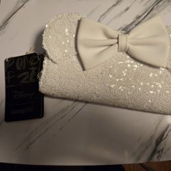 Minnie Mouse Loungefly Wallet 
