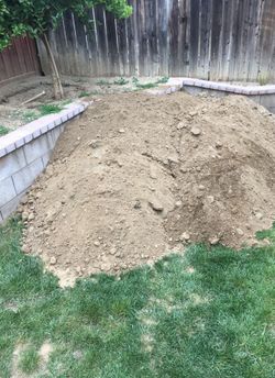 Free clean dirt