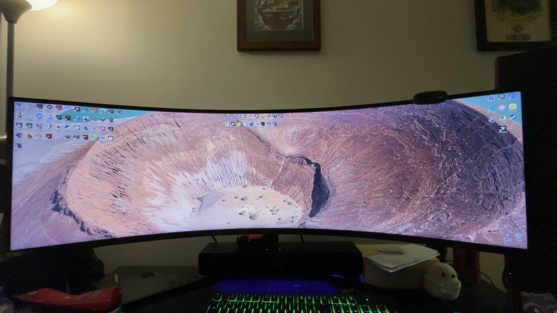 Samsung 57” Odyssey Neo G9 Dual 4K UHD Curved Gaming Monitor