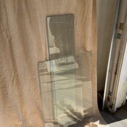 FREE FREE FREE Misc Glass Shelves