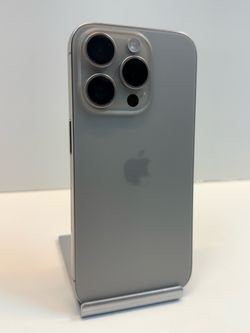 Apple iPhone 15 PRO 256gb. ( Fully Unlocked Phone )