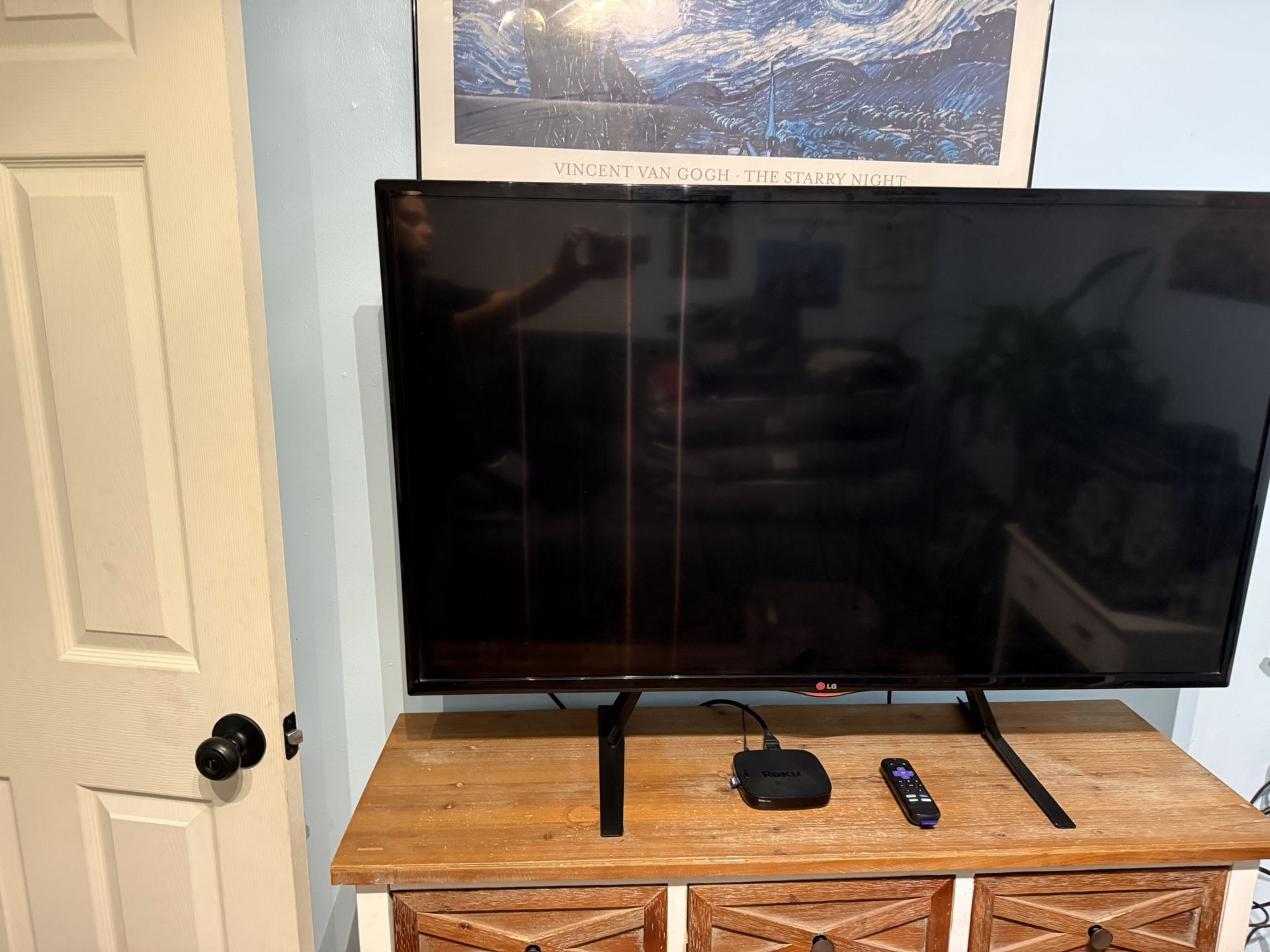 40” LG TV