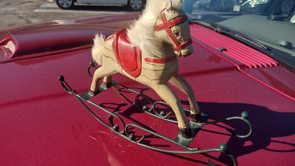 swinging horse
