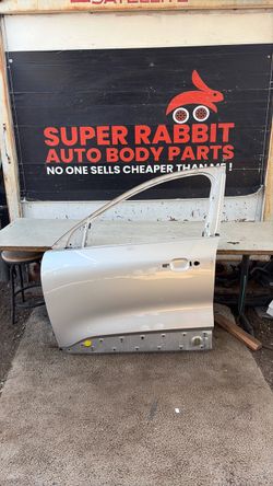 2020 Escape Door Front Driver OEM NICE 2025