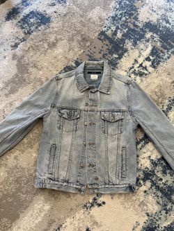 Ksubi Denim Jacket Sizes M 95% New The Price Was $249 Before Tax And Now Only $100