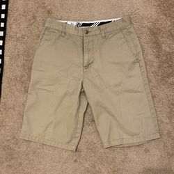 Men’s Khaki Shorts