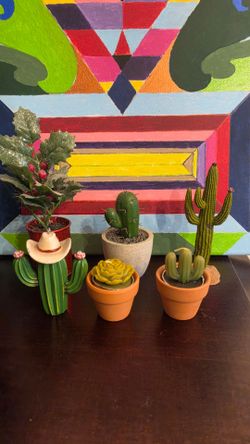 Cactus Knock Knacks /Figurines