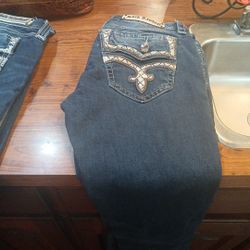 Women Rock Revival Jeans 