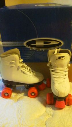 Pacer roller skates