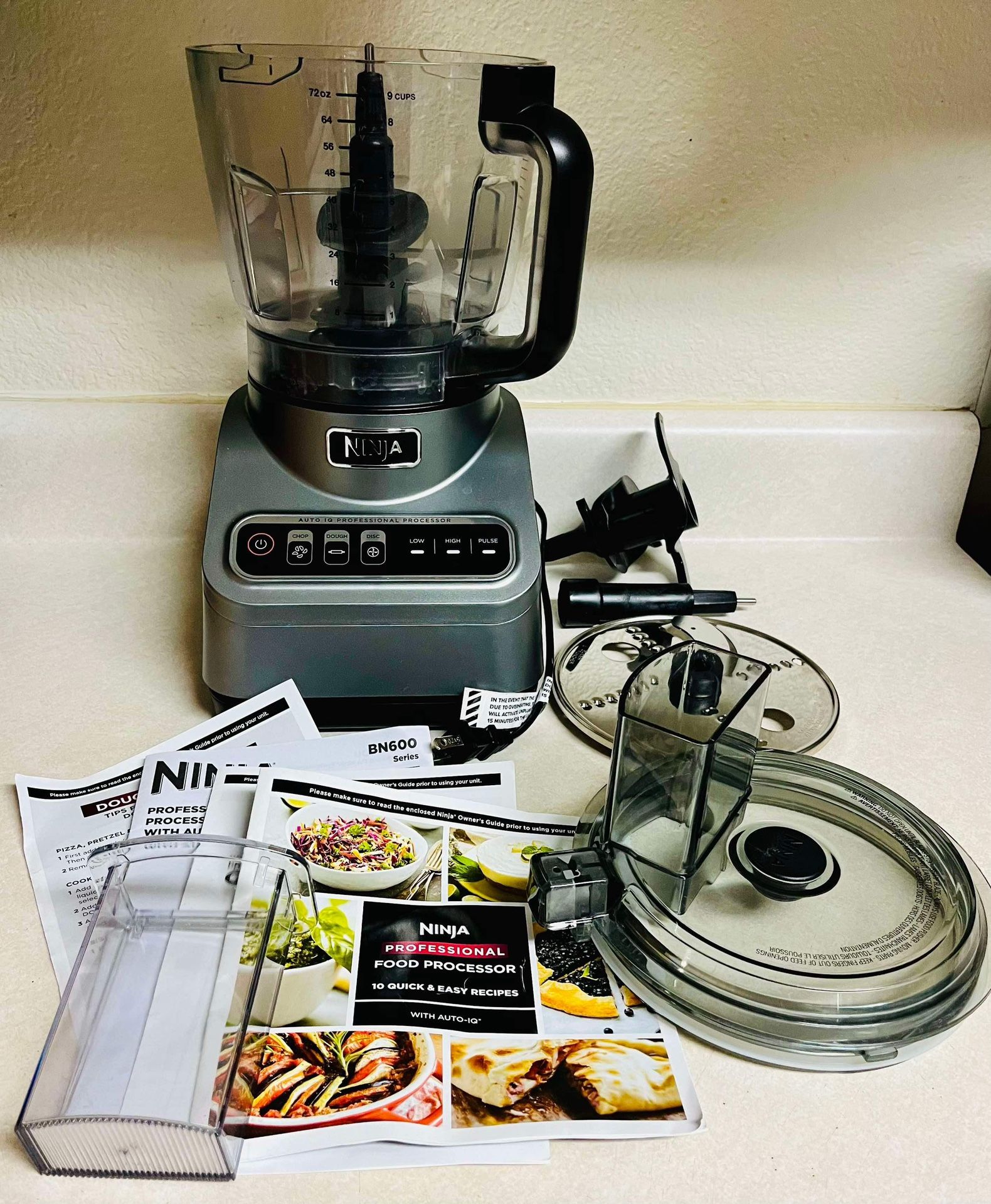 Ninja Professional Plus Food Processor - 1000 Peak Watts Blender