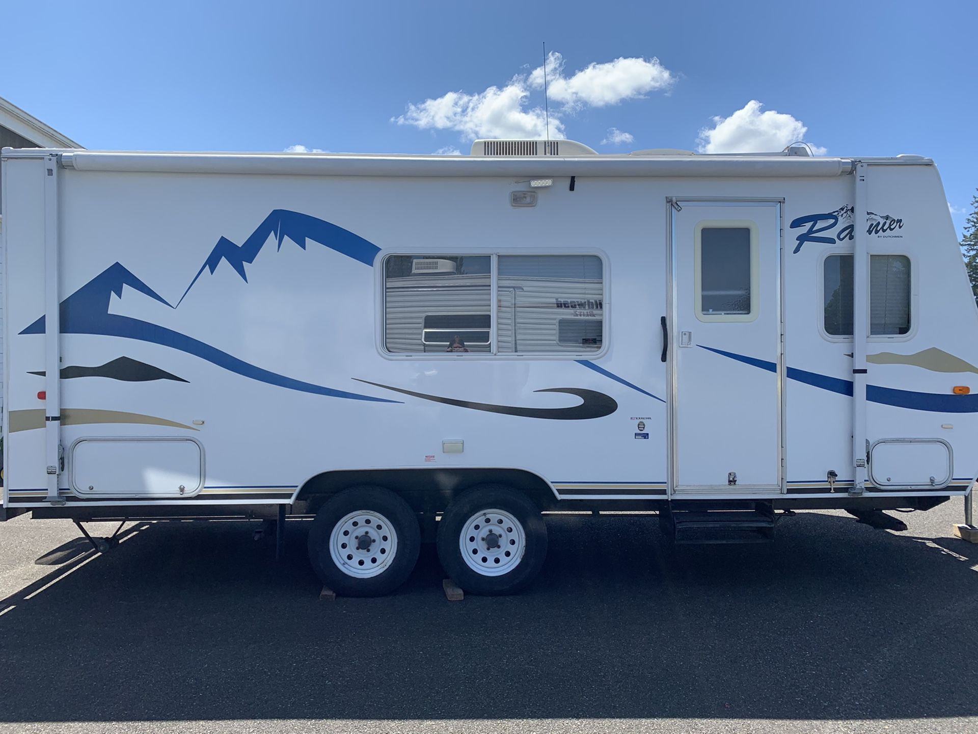 2007 Rainier by Dutchman for Sale in Enumclaw, WA - OfferUp