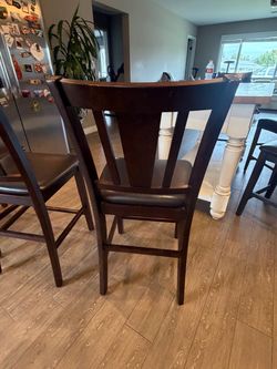Dark Wood Counter Height Bar Chairs set of 4 + 1 extra