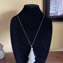 Elegant Long Tassel Necklace 